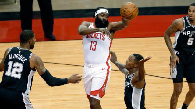 nba 西蒙斯不够狠导致逼宫失败，既然回来了那就好好打