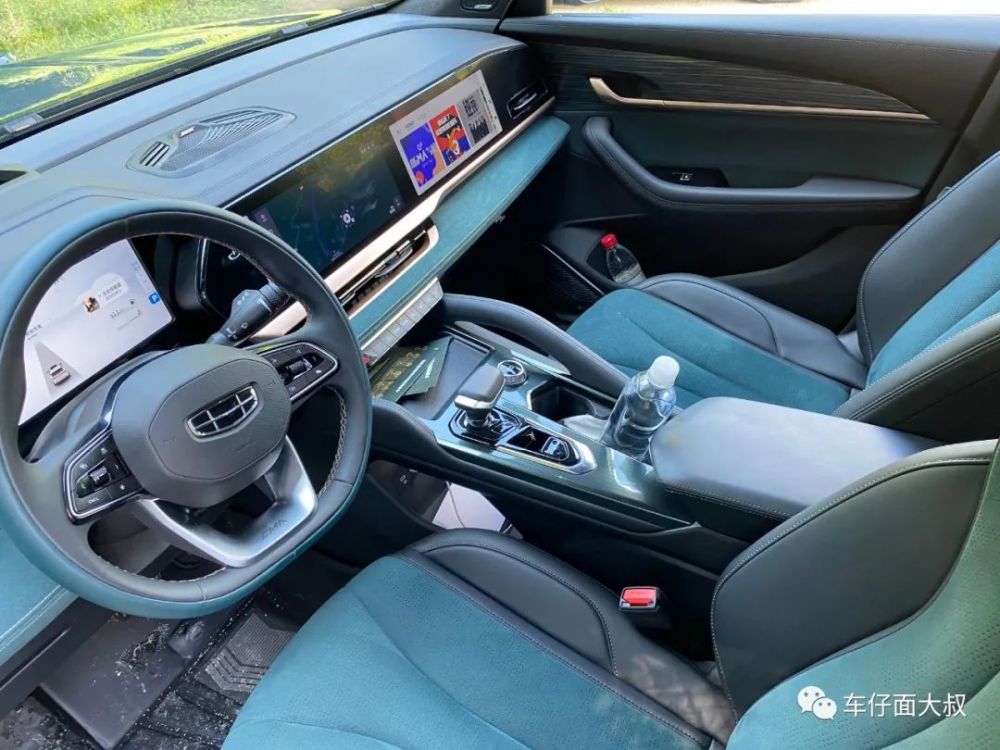 面哥试车令人惊讶的星越l以大欺小