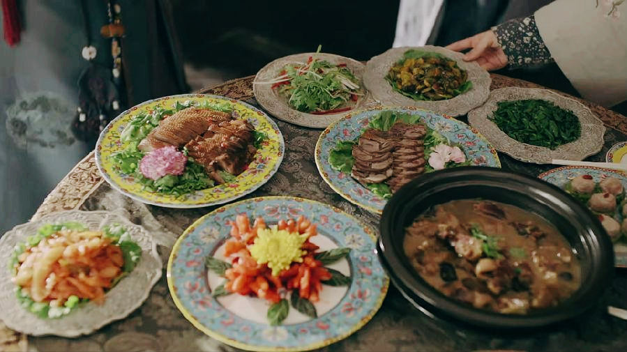 慈禧吃得有多奢侈揭开100年前清朝宫廷穷奢极欲的美食生活