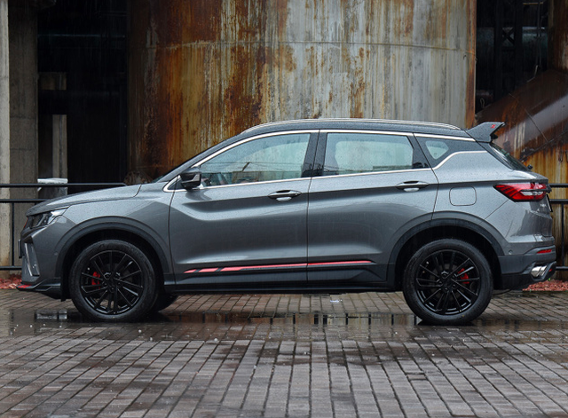 路试2021款吉利缤越1.5t:动力好加速顺,百公里油耗约6.9l