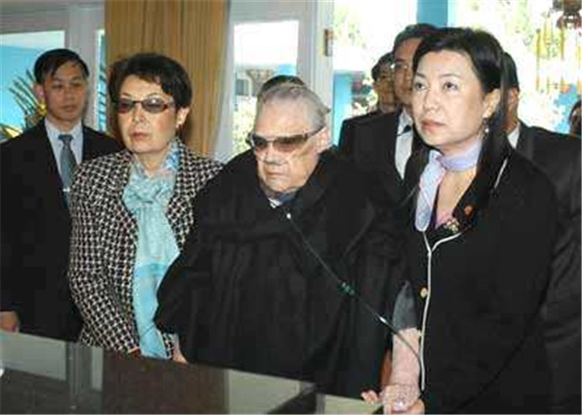 1988年蒋经国病逝随后3年2个儿子去世对蒋方良打击很大