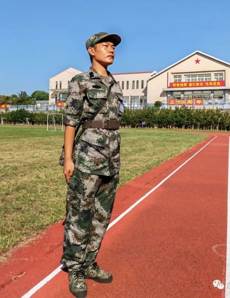 入伍满月新兵最新情况来了附入伍前后对比照