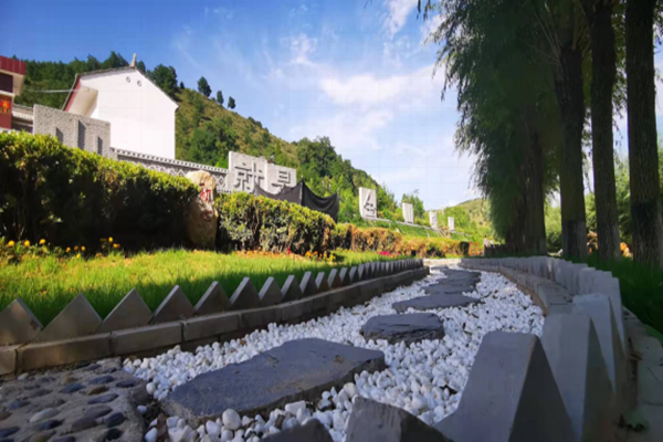 东华镇裕光村美丽乡村入画来