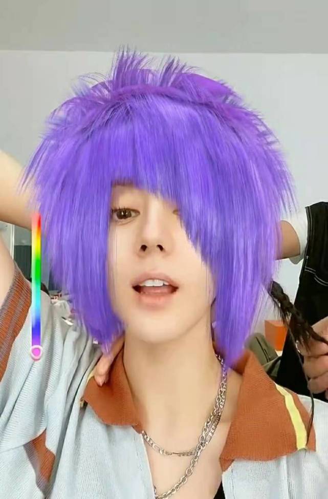 迪丽热巴紫色杀马特特效发型曝光,土味视频暴露年龄,网友直呼好家伙