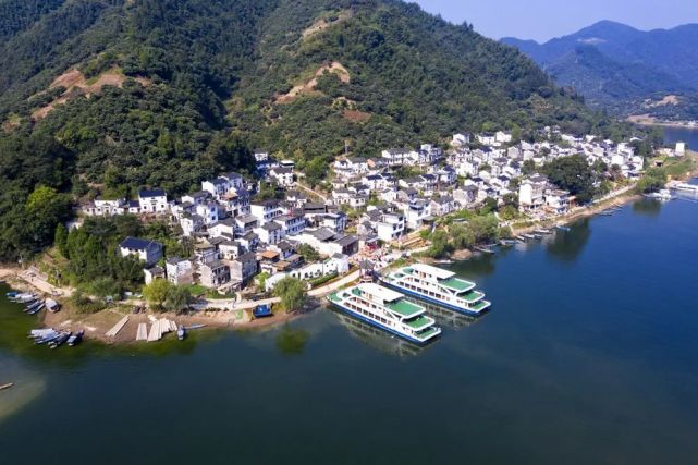 核心提示:歙县深渡镇九砂村,位于歙县南部,坐落在国家aaaa级风景区