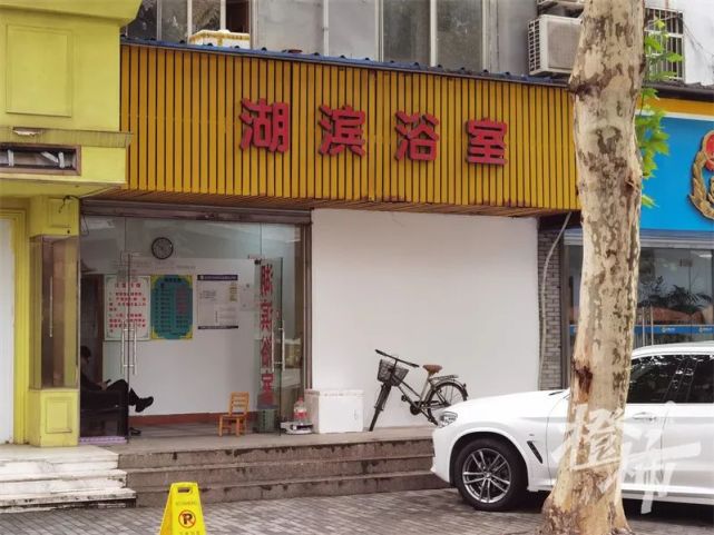 开了23年主要服务老年人杭州这样的大众浴室还能坚持多久