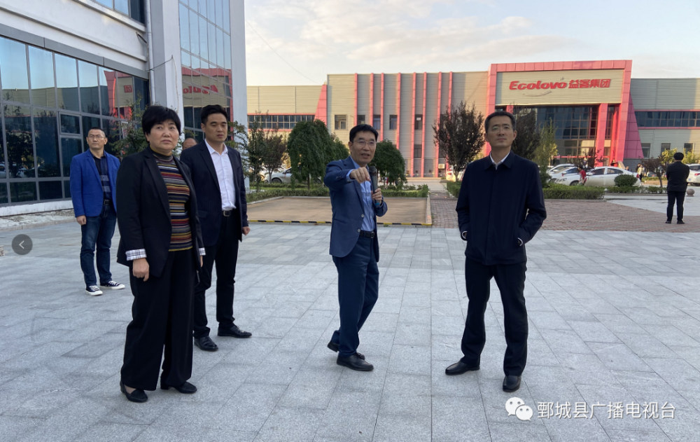 熟食加工车间,包装车间,农微生物科技公司等,益客集团董事长田立余介