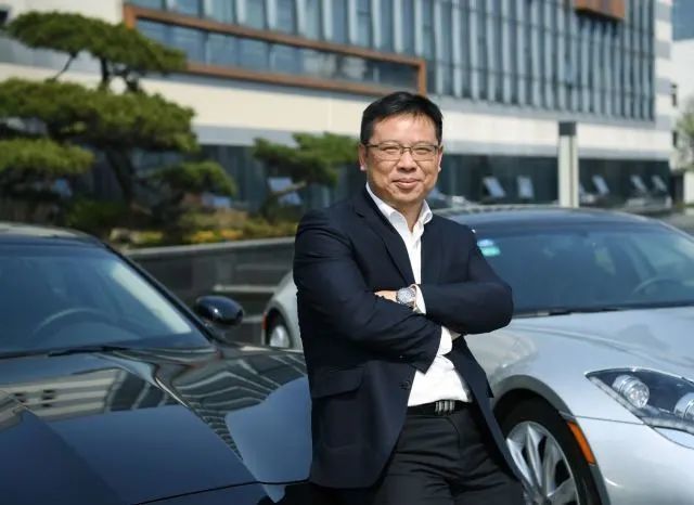 自2003年加入万向集团博士后科研工作站后,陈军一直致力于新能源汽车