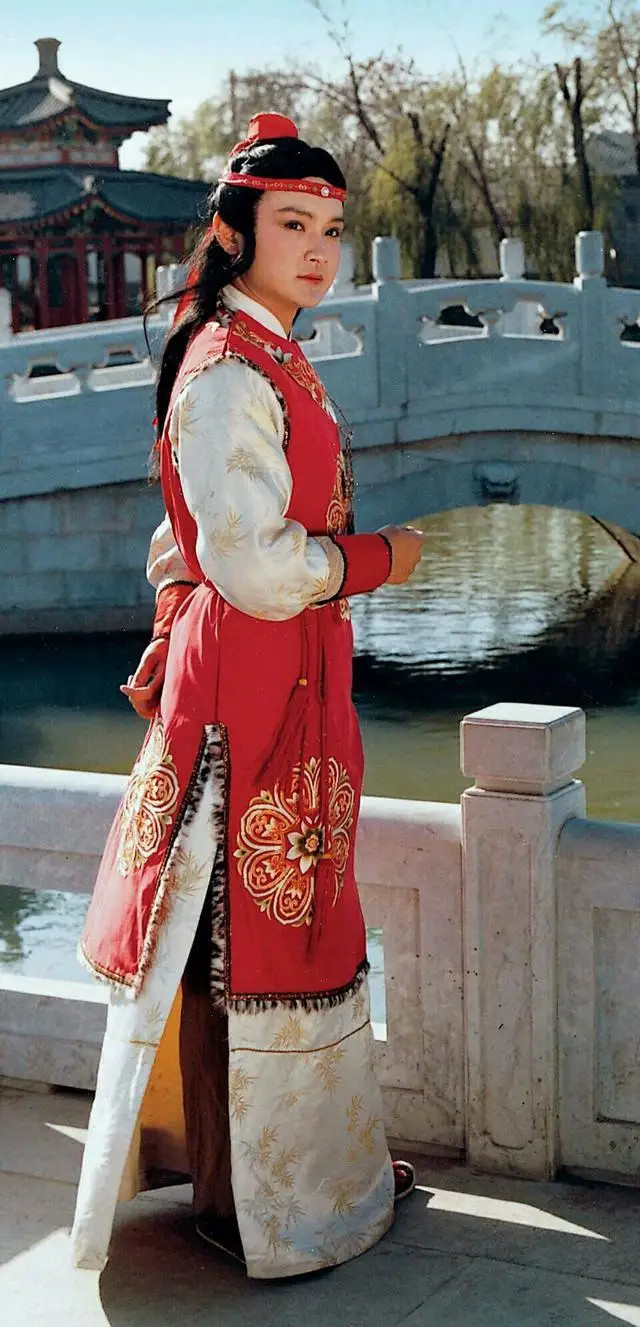 贾宝玉的温柔有何用除了害惨了小丫鬟之外真是毫无用处