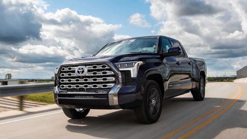 2022款丰田坦途tundra评测:混合动力皮卡如何