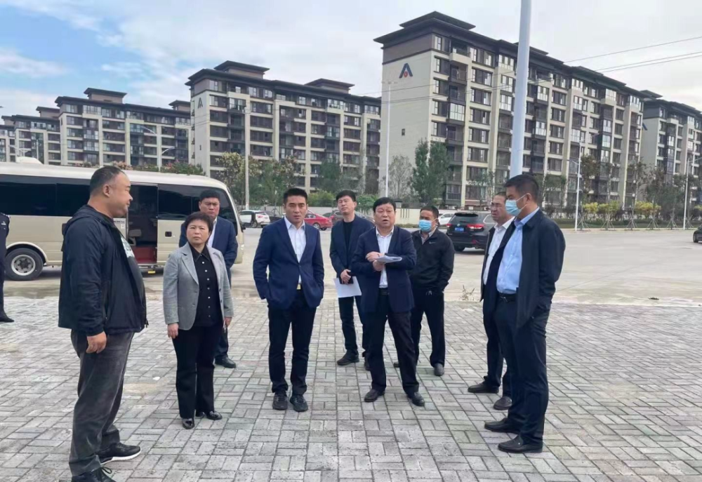 昨天,沈丘县长余长坤来到这里……_腾讯新闻