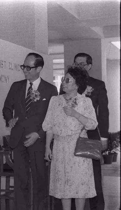 富家女爱上穷小子庄月明陪李嘉诚从无到有却在元旦离奇死亡