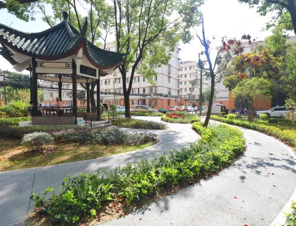 张龙 摄(下同)位于徐汇闵行交界区域的古美小区占地面积超过240亩