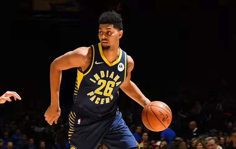 步行者三人20险胜灰熊13号秀21分正负值第一难怪戈登换不来