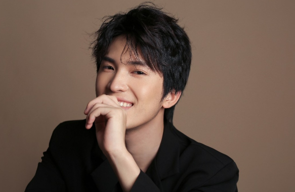 难言b站首秀登上热门榜第一不愧是顶级流量主播