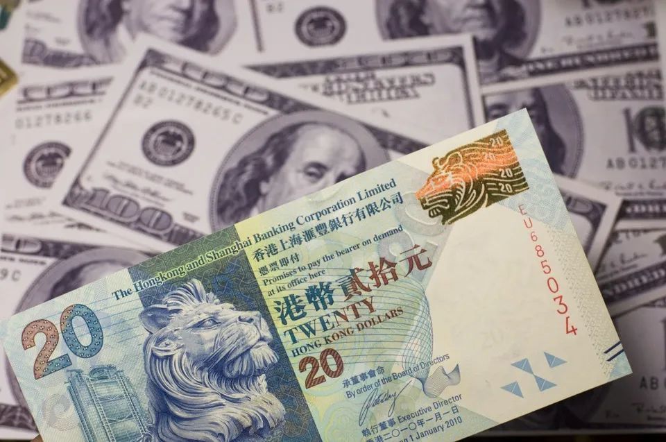 他动用200倍杠杆狙击港元3000万美元血亏95