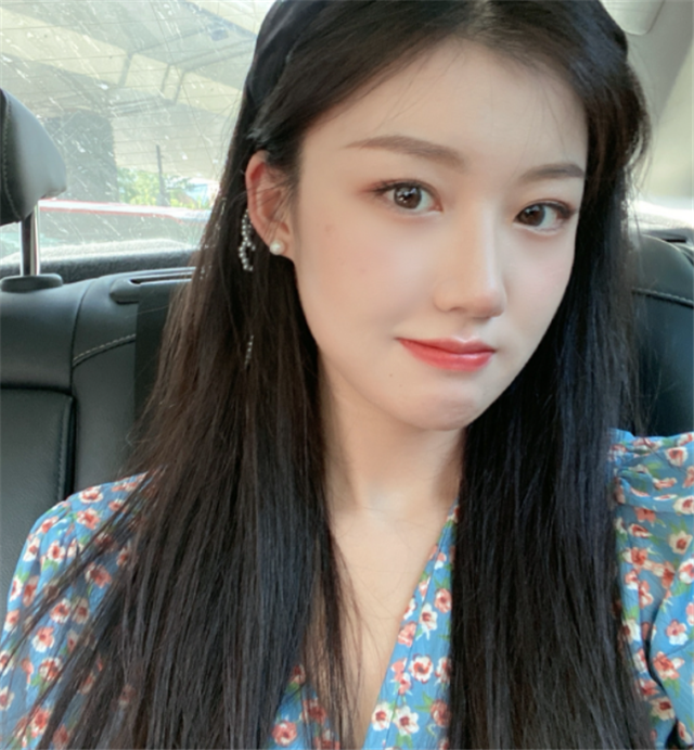 女友冉冉说,tabe已经很久没回家了,心里只有他的战队.