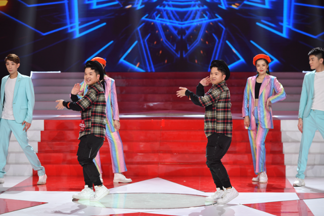 赞韶关一对孪生兄弟上央视星光大道啦