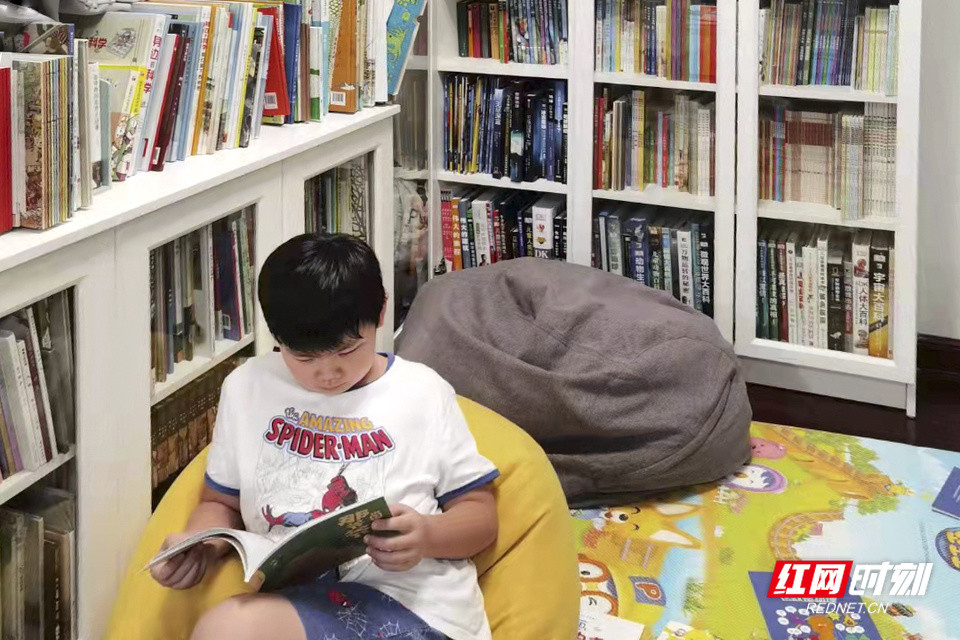 小小作家冉济铭:我要把心里知道的故事写出来