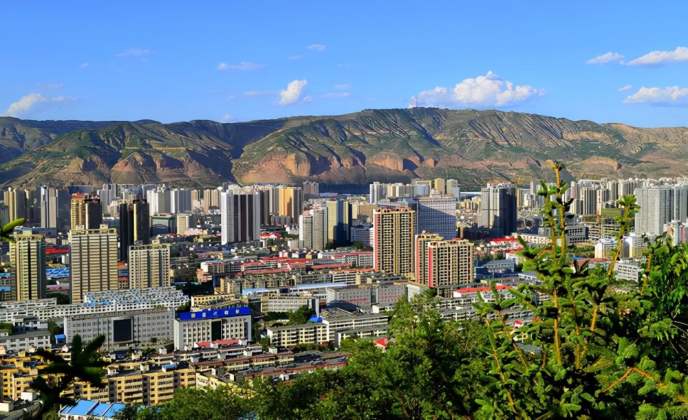 全国美食排行榜_2021中国百强城市发布,南京苏州位居第五第六,成都排名令人意外