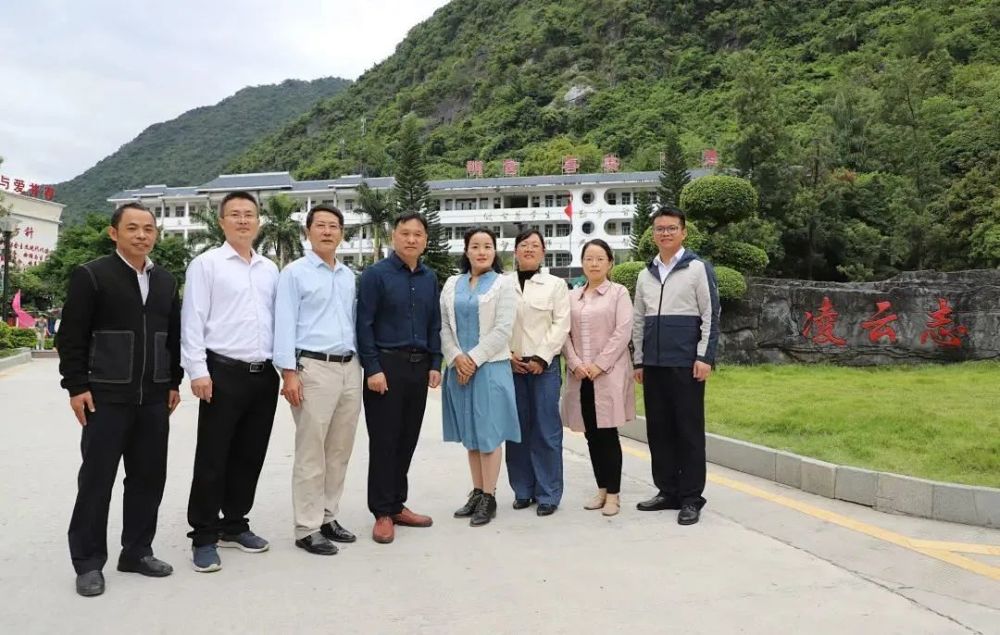 教研交流深求索名师指导再提升深圳市盐田区教育局领导田东中学教学