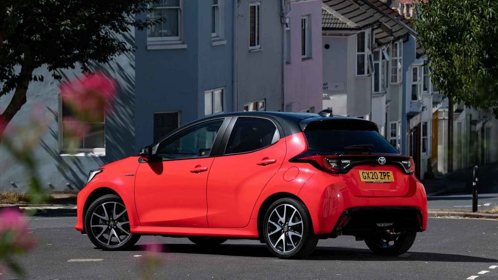 女士两厢车排名前10名(女款车10万左右自动挡省油)