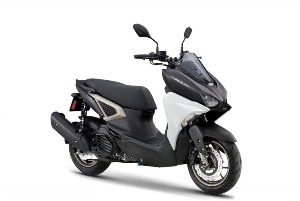 雅马哈最帅踏板force155新款发布