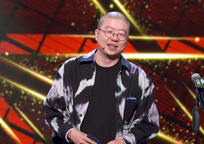 看了脱口秀大会4决赛就知道李诞为什么能成功实在太聪明