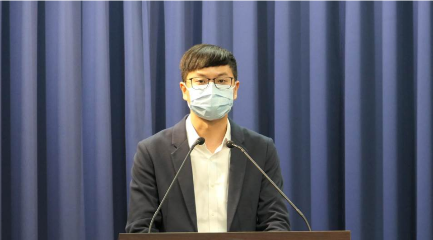 高雄大火致46人死亡陈其迈鞠躬道歉声称会负责网友是用嘴巴负责吧