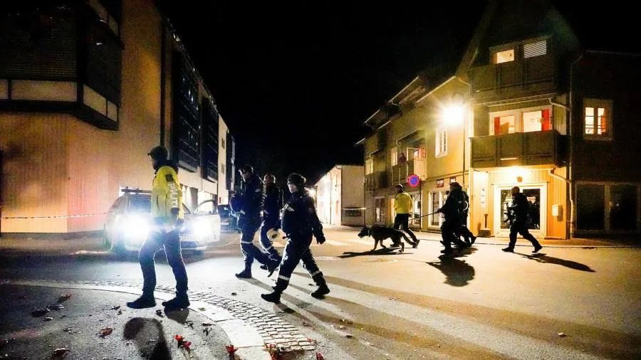 暗箭杀五人！挪威小镇人人自危，警察全面武装，欧洲袭击几时休000150宜华地产