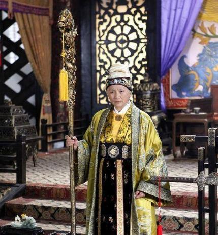 历史上杨家将的佘太君究竟是怎么死的真实原因说法是什么