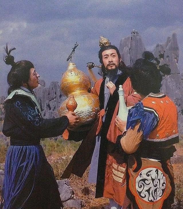 回"外道迷真性 元神助本心"一章节,讲的是唐僧被平顶山莲花洞的金角