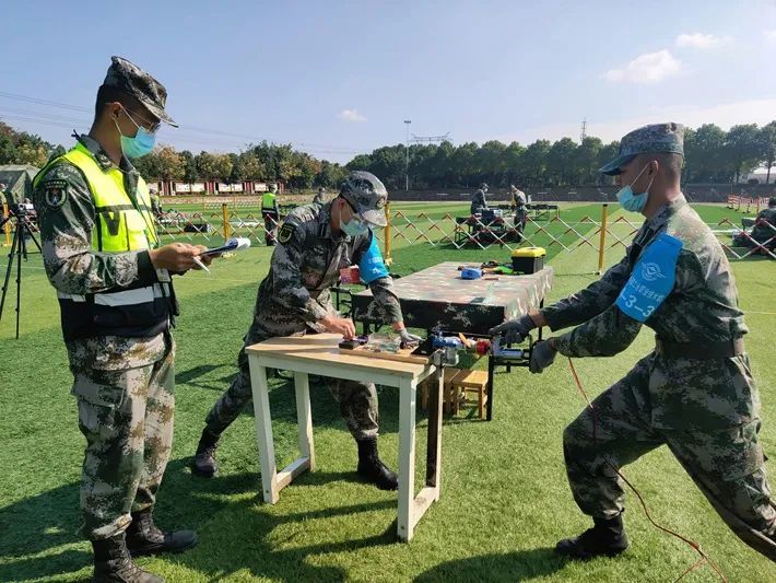 美拒绝公开核潜艇撞击真相，央视13日披露相关细节，信息量很大002105信隆实业