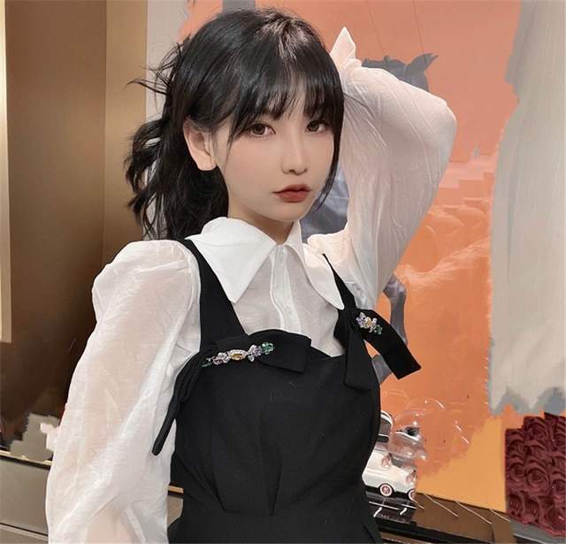 和平精英新皮肤上线女神叶知秋cos出镜花老湿眼睛都看迷离了