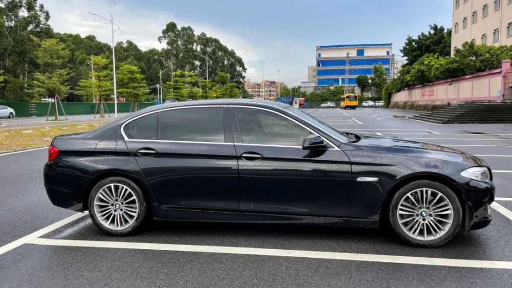 讲个"笑话",宝马535li很灵活的