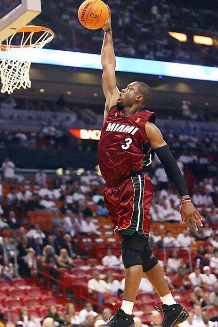 文斯·卡特 NBA后卫扣篮能力榜：科比只能排在最后