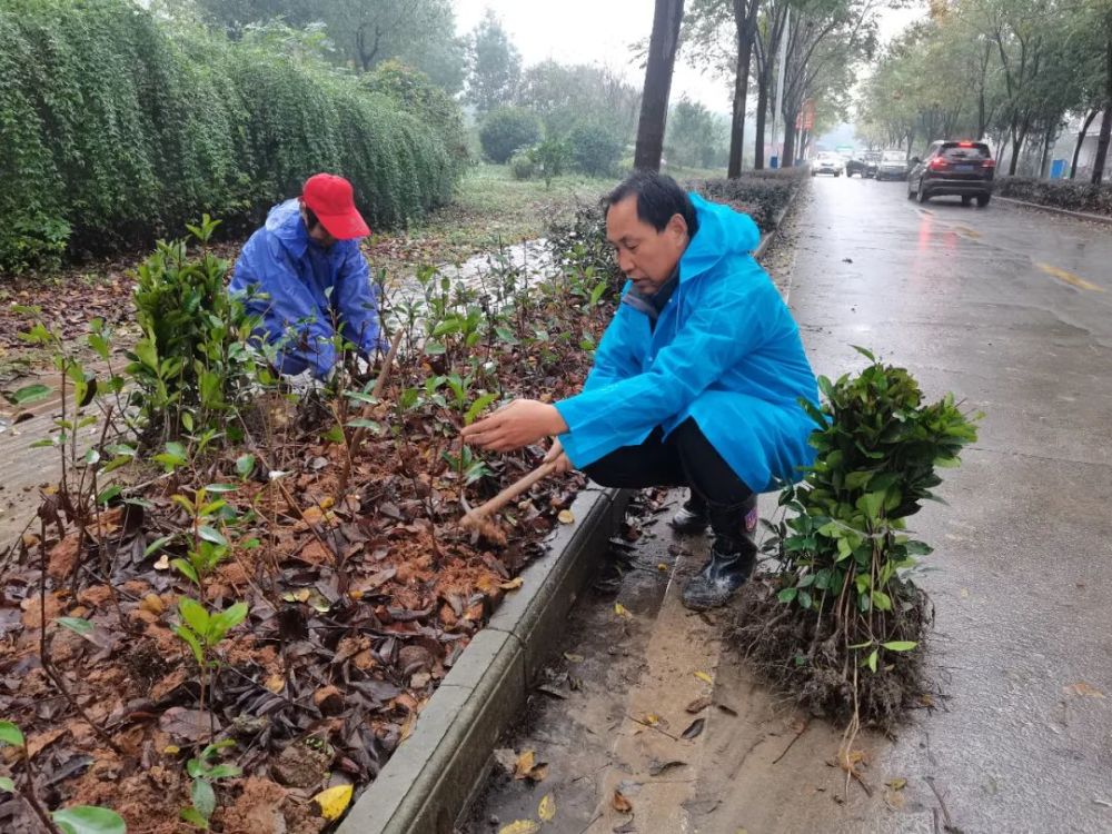 家庭帮扶慰问活动,给全村80到90周岁老人,特别是计生特殊困难家庭姚