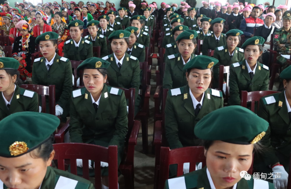 缅甸女兵训练图片