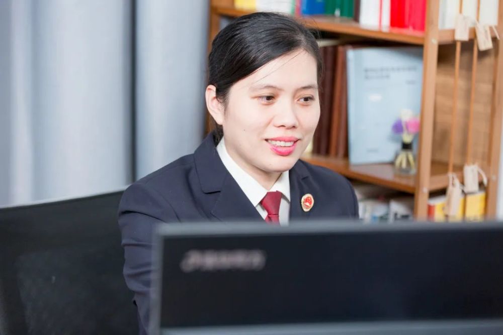 【身边的榜样】福州铁检吴菁菁——守望公正的检察业务"多面手"