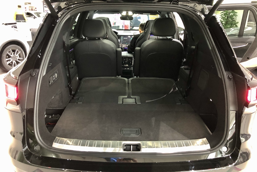 0t中大型suv!静态实拍领克09_腾讯新闻