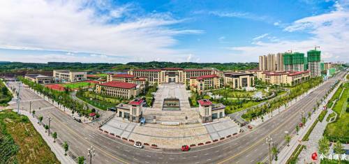 南高临江校区新城建设,配套先行.