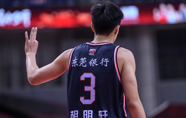 cba 博鱼体育：总决赛MVP缺席2场季前赛