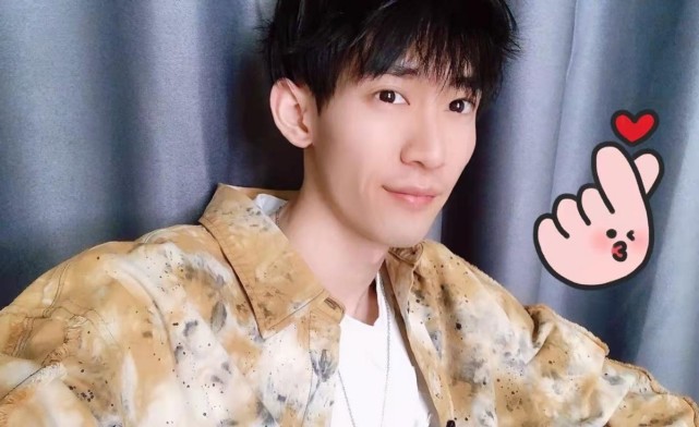 的游戏最多的就是王者荣耀,所以很多网友都非常期待杨幂和天赐的互动