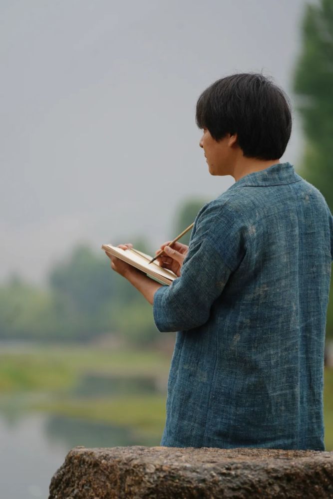 《倾听大理》|怡情水墨 妙境生花——访青年画家苏毓_腾讯新闻