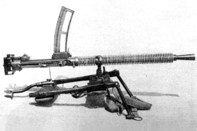 一战意大利SIAM1918机枪，战争后期的匆忙设计保证英语