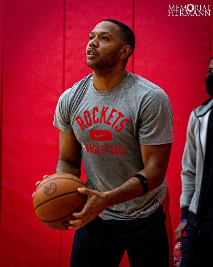 马刺 NBA-火箭收官战最新伤情！戈登泰斯缺席，首发确定4人仅剩1悬念