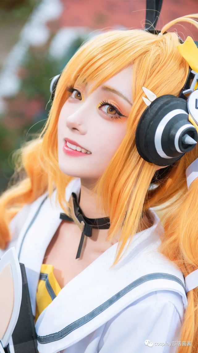 cos:王者荣耀安琪拉时之奇旅cos正片@懵琦