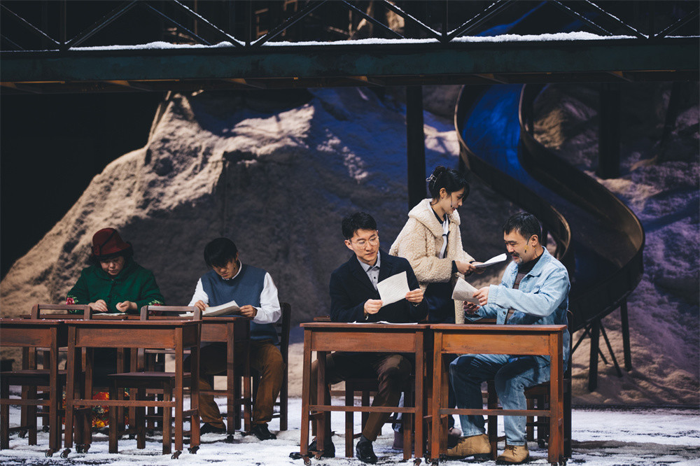 喜剧者联盟厂牌首部作品上演观众笑着哭着走出剧场