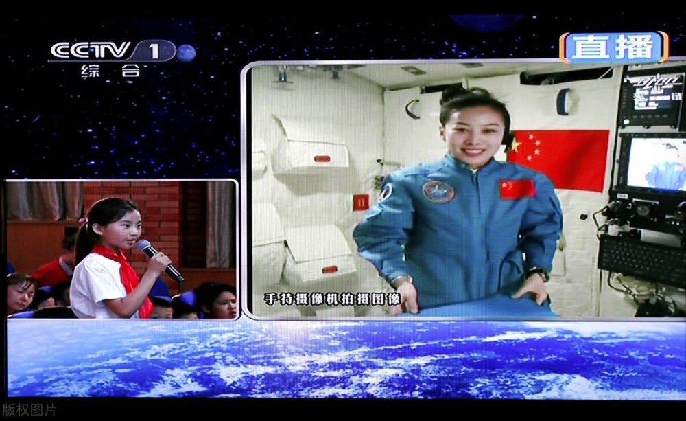 王亚平第二次太空授课图片