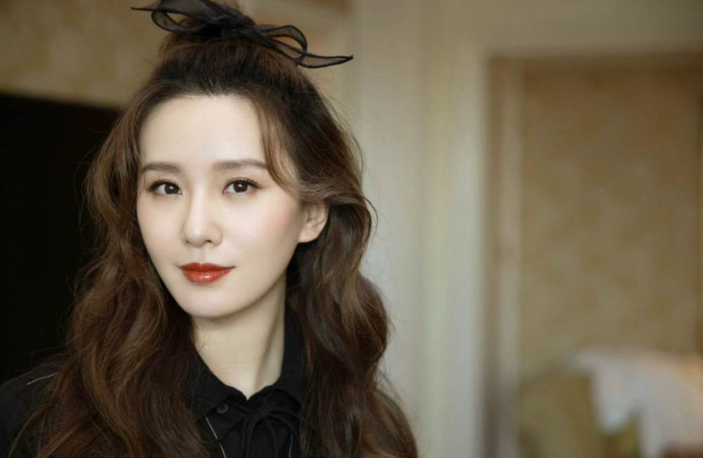 刘诗诗上医院遭传怀二胎后 无ps图曝光3细节解谜